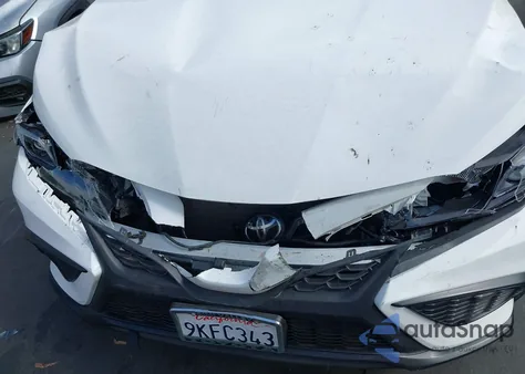 2024 Toyota Camry Se z USA, uszkodzony, nr VIN 4T1T11AK2RU867370